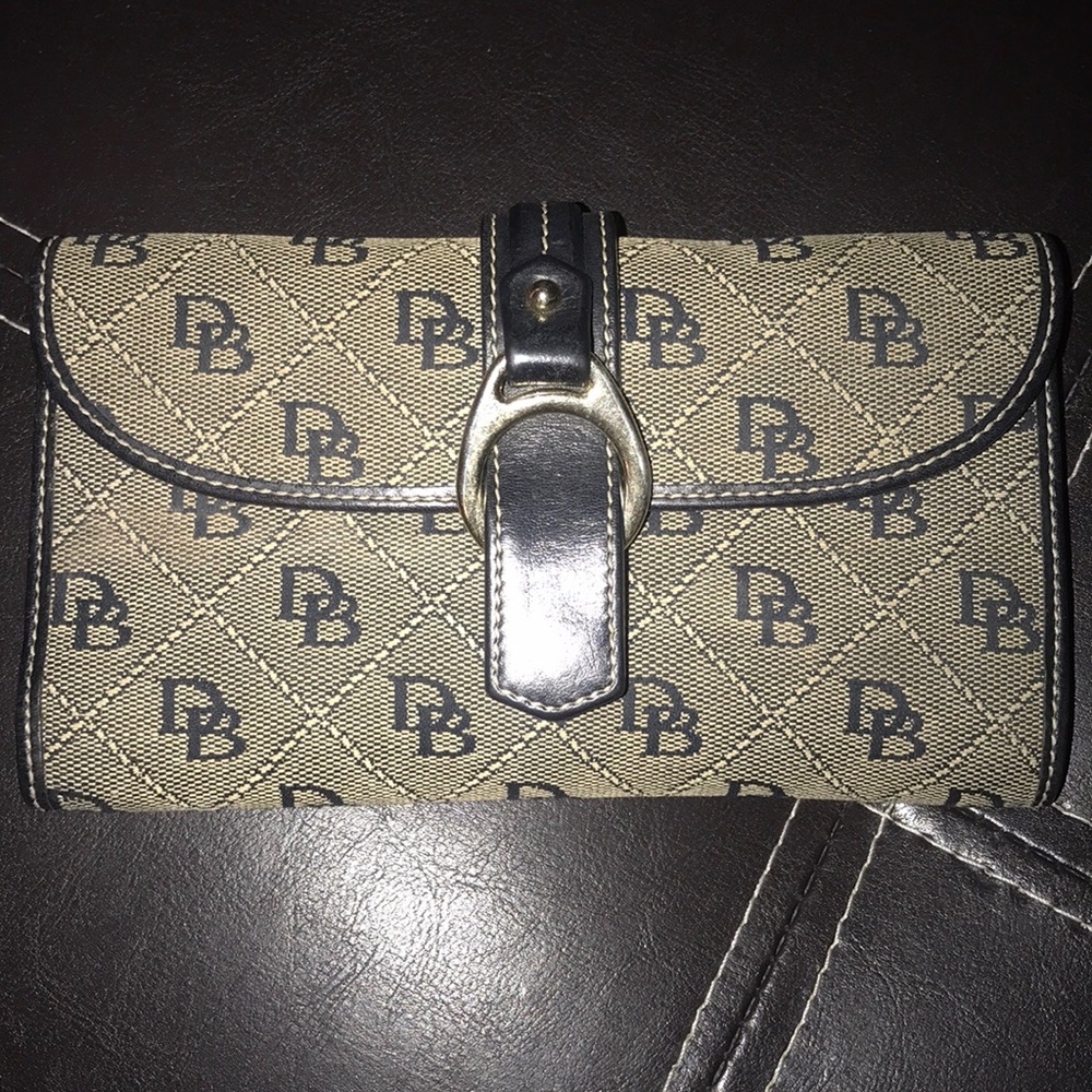 Dooney and Bourke Wallet